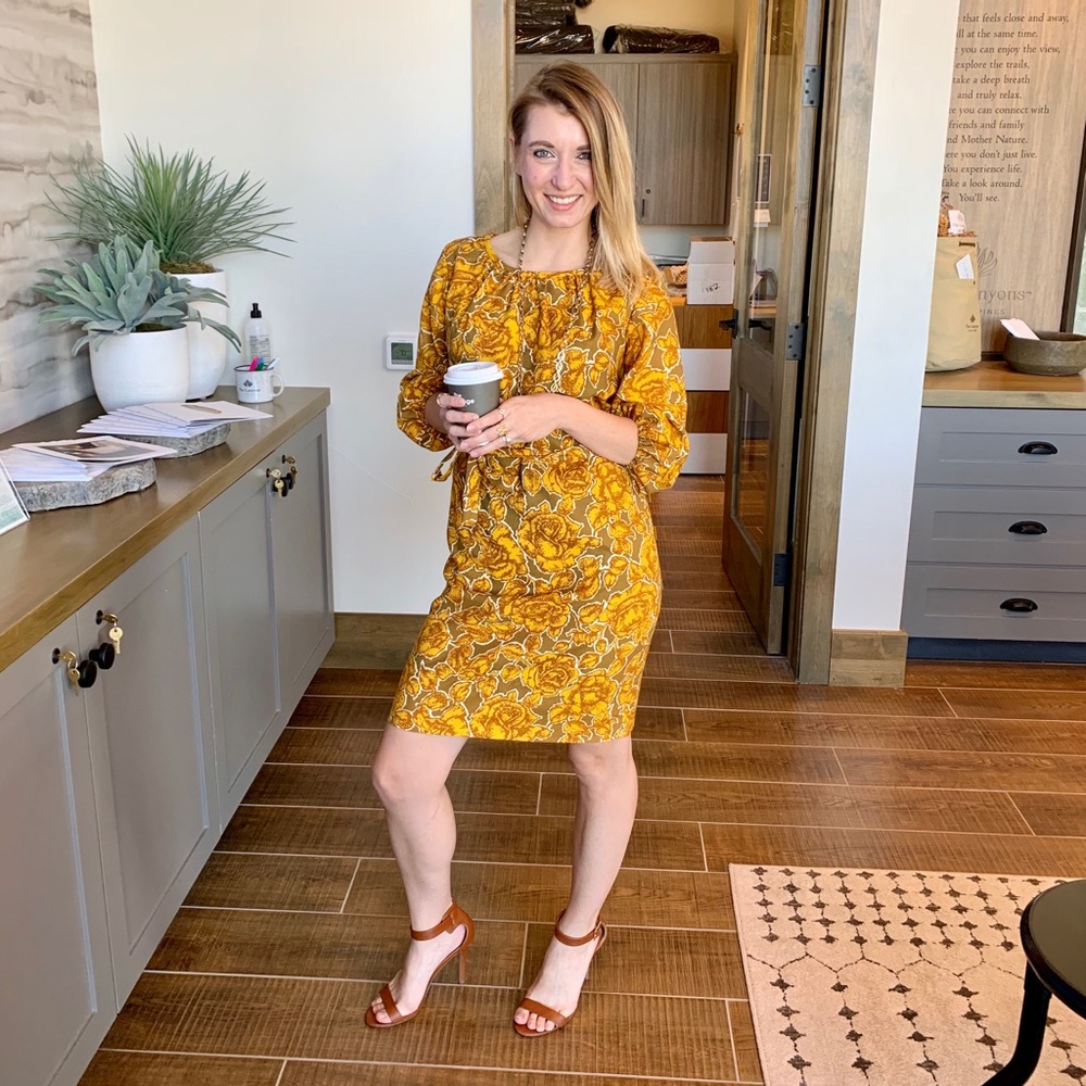 Vintage Floral Dress!